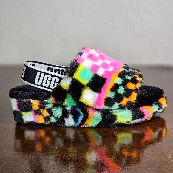 UGG Fluff Yeah Slide Sandal Women's Size 6 Checkered Faux Fur Black White Pink - Picture 6 of 13